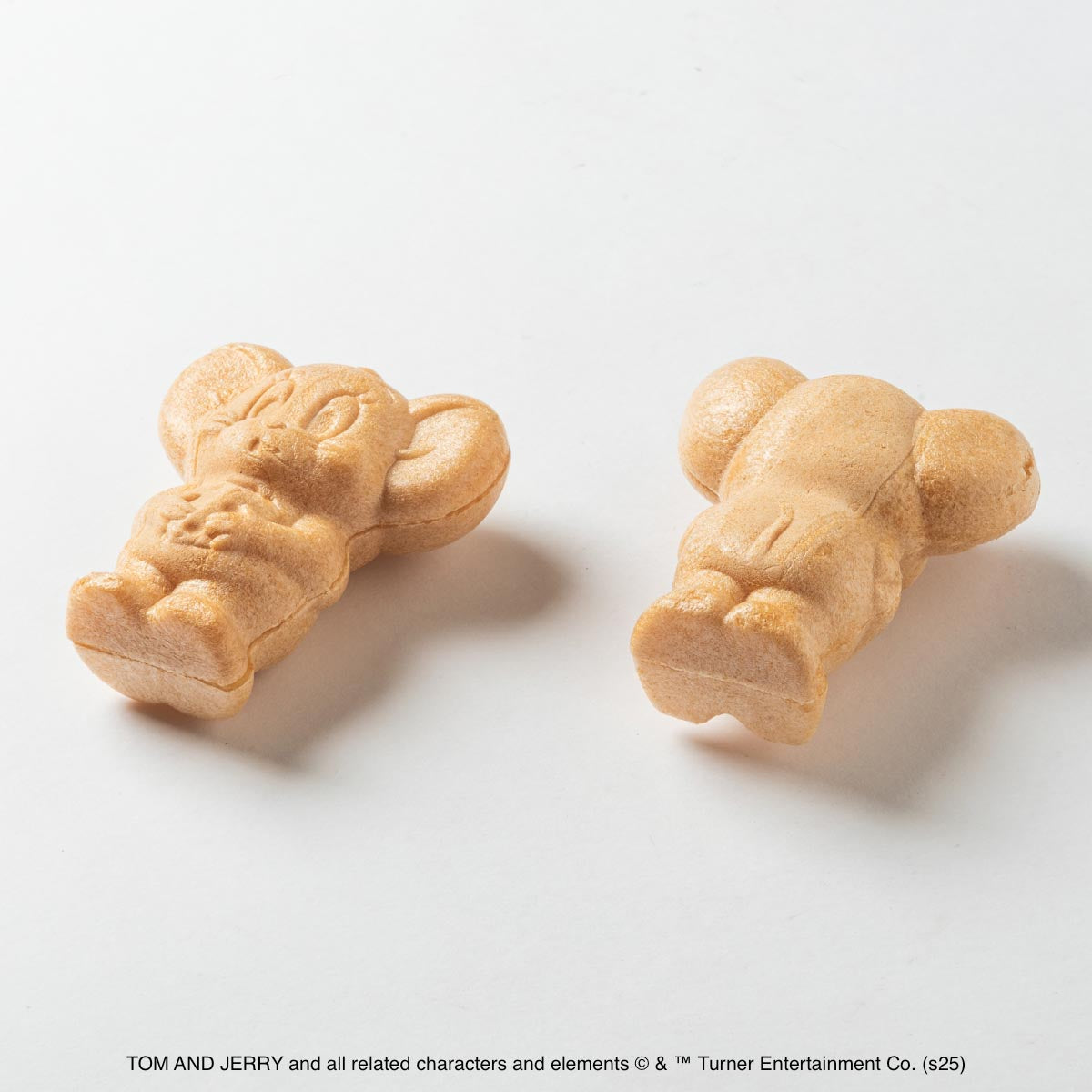 HKDSTOY「トムとジェリー モナカ チョコレート&チーズ味」4個入(ひつじや謹製)