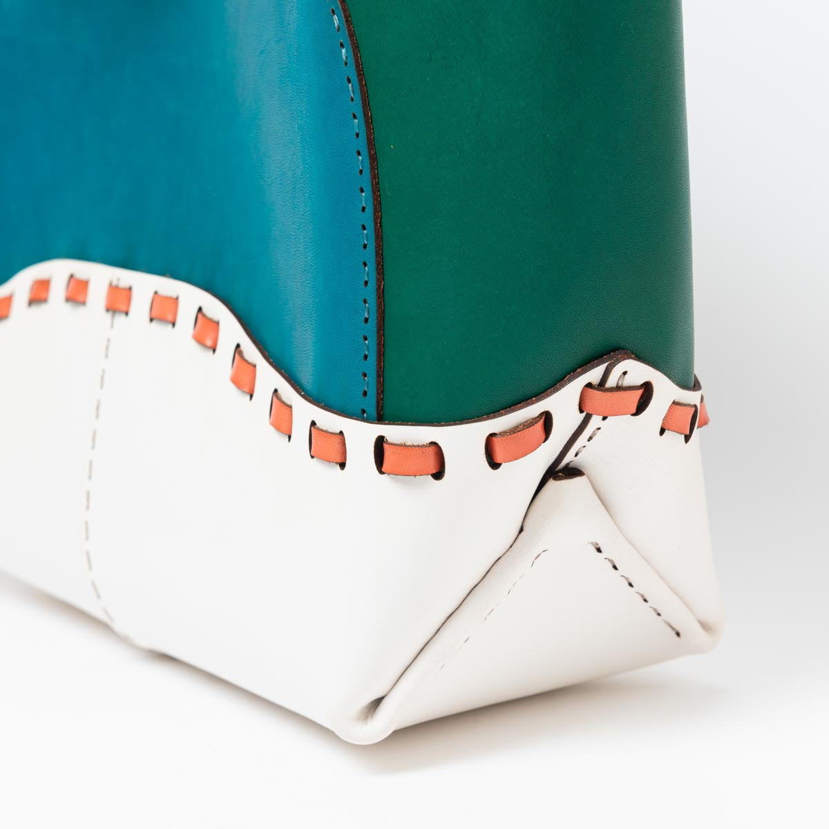 OJAGA DESIGN 広島東洋カープ [スラィリー] トートバッグ【2026年2月下旬より順次お届け予定】