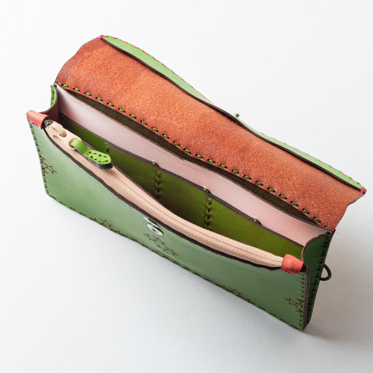 OJAGA DESIGN 広島東洋カープ [スラィリー] ブックサイズウォレット*