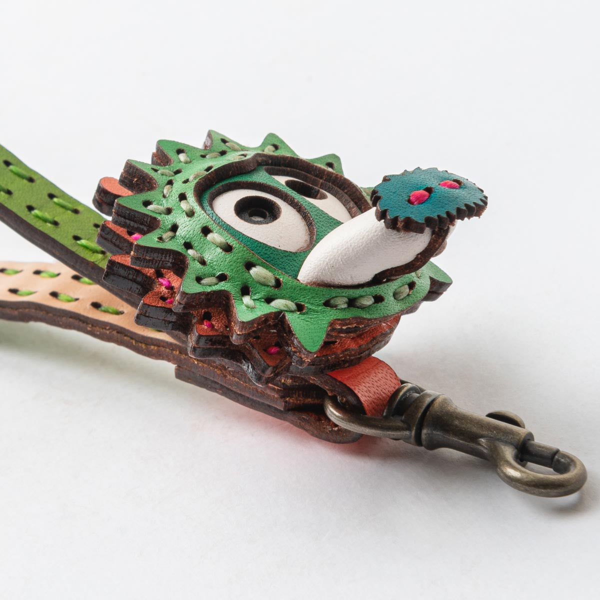 OJAGA DESIGN 広島東洋カープ [スラィリー] ハンドストラップ【2026年2