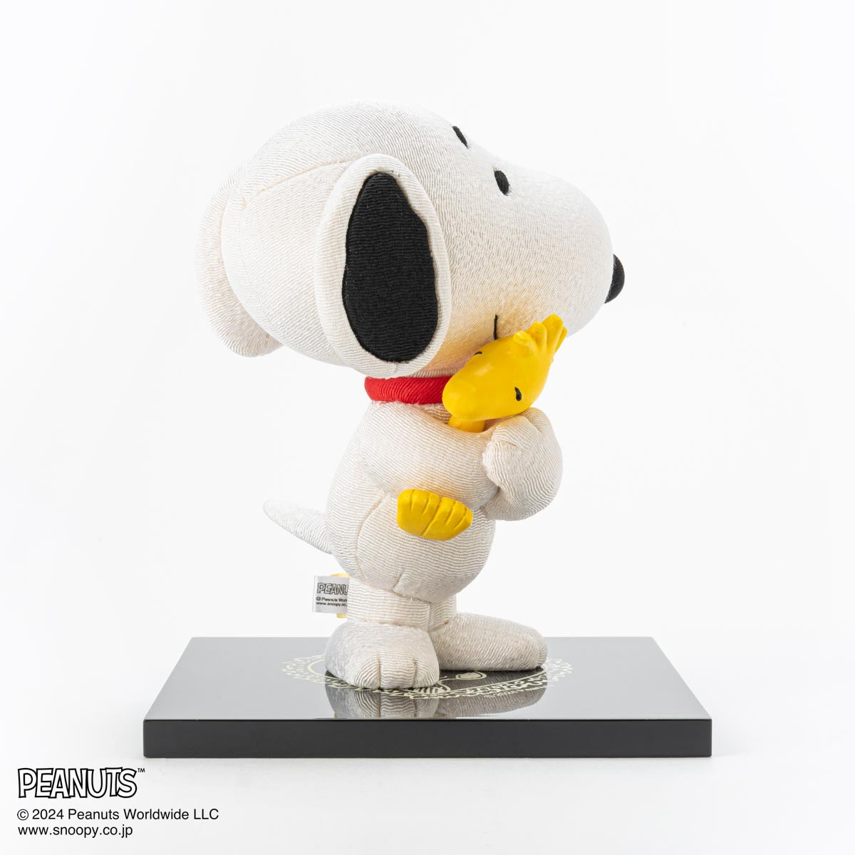 江戸木目込人形 PEANUTS [ビーグルハグ] – ヒキダシストア