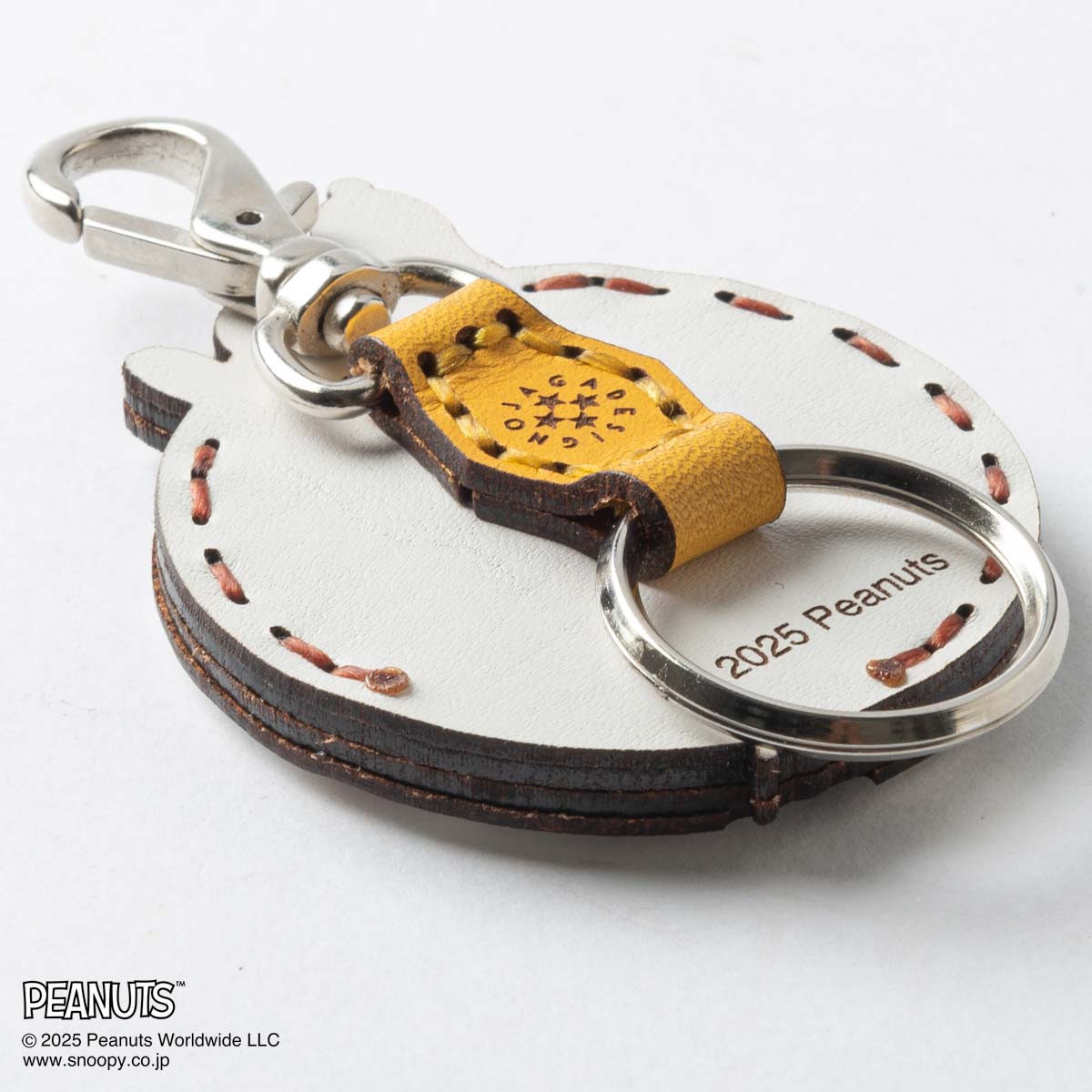 OJAGA DESIGN / Peanuts [75YEARS] キーホルダー White