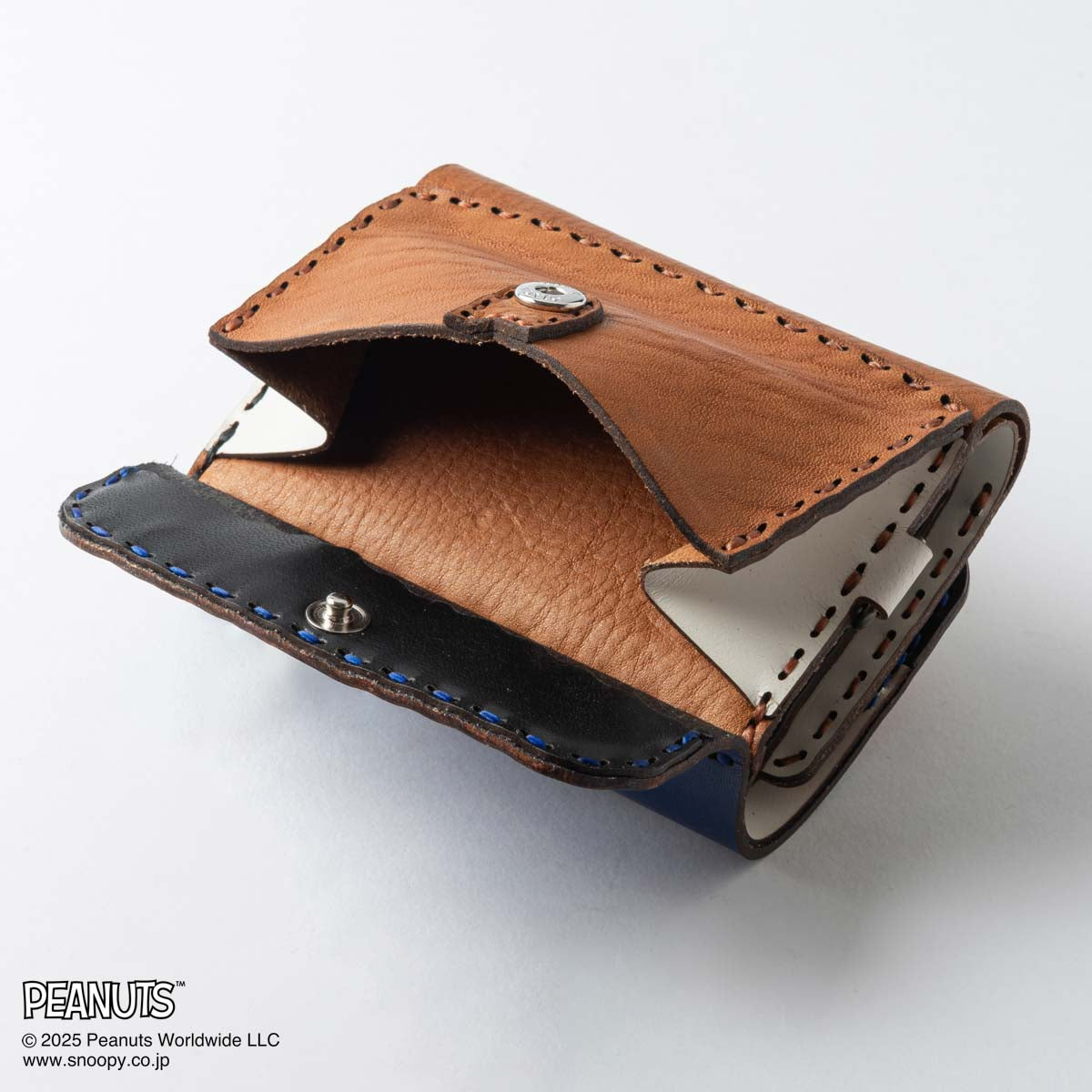 OJAGA DESIGN / Peanuts [SLEEPING SNOOPY] ショートウォレット