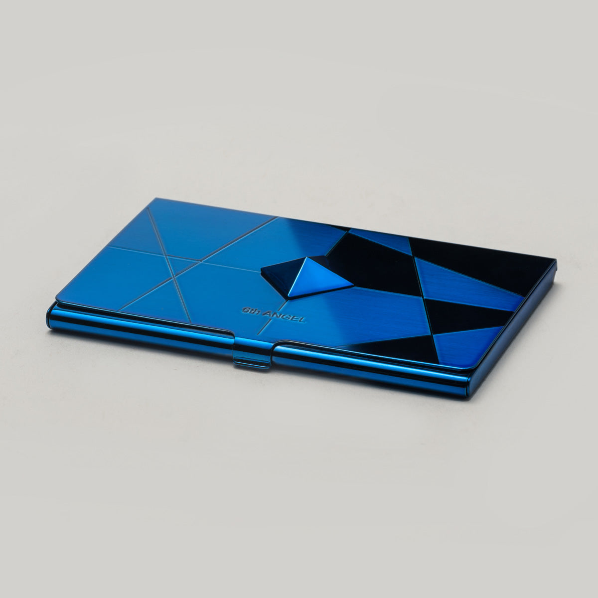 エヴァンゲリオン メタルカードケース [第6の使徒] ブルー – ヒキダシ